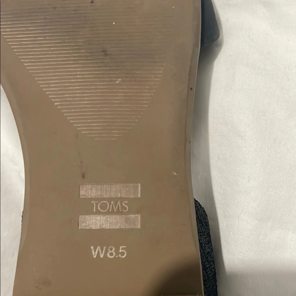 Tom’s - Womens - Black Flats - 8.5 - Picture 2 of 5